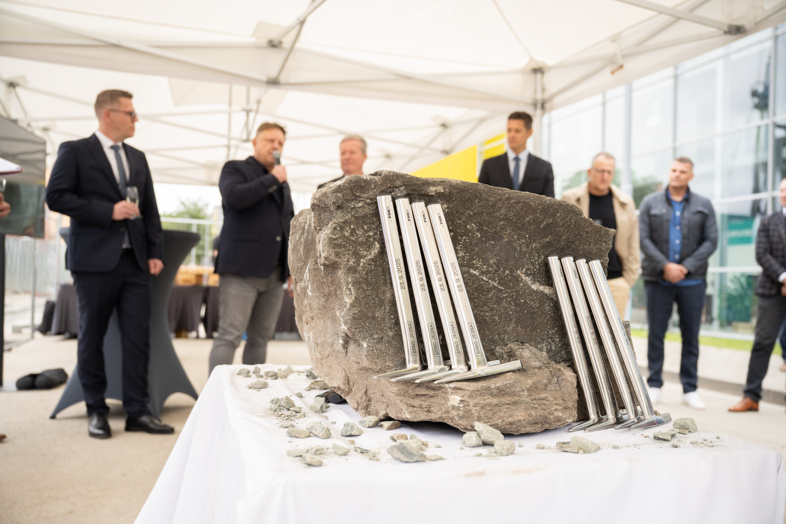 Poklepání základního kamene